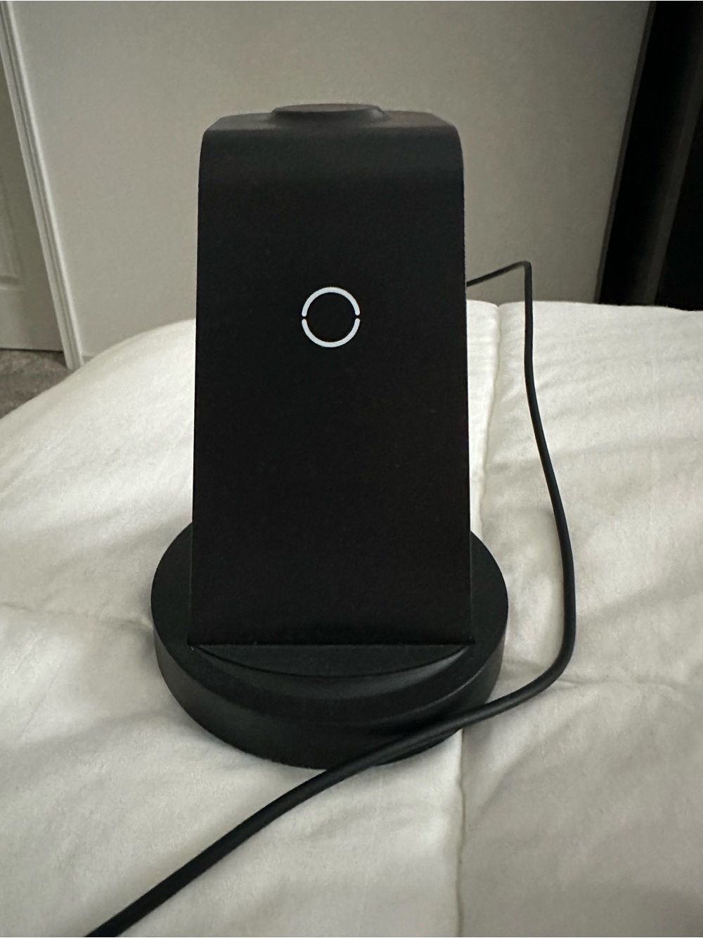 Yichuhaoxi 3-in-1 Wireless Charging Station